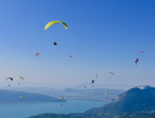paragliders-4671187_1920